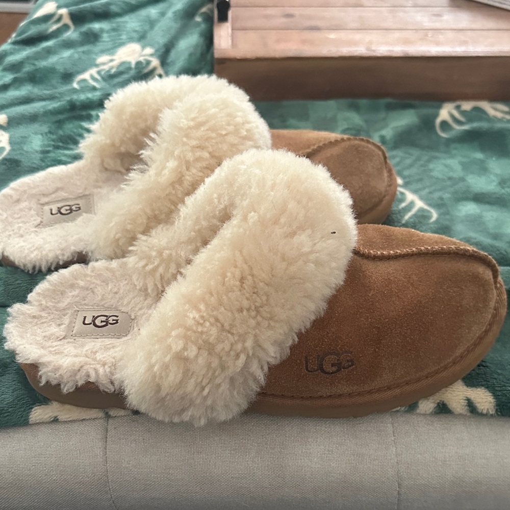 UGG Chestnut Suede Shearling Clog Slippers with Cream Fur Trim